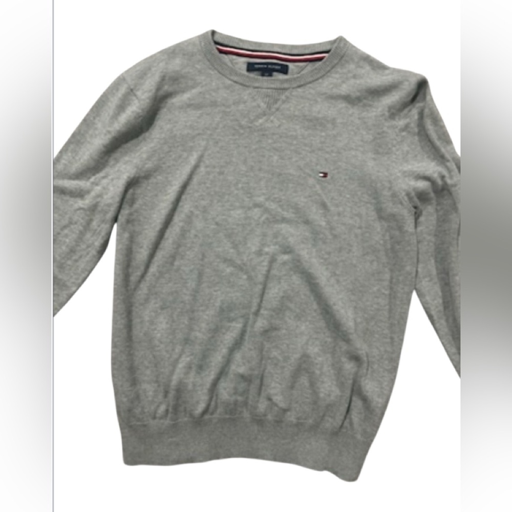 Gray Crewneck Tommy Hilfiger sweater size small